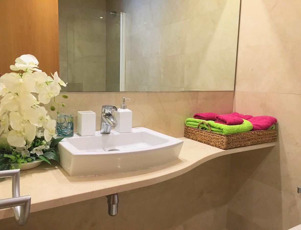 Apartment Familiar Barcelona Bagian luar foto