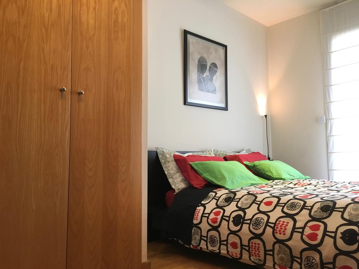 Apartment Familiar Barcelona Bagian luar foto